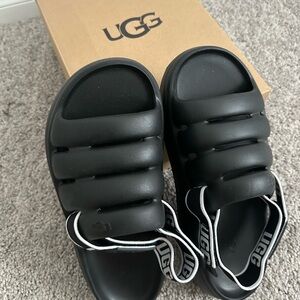 UGG SPORT YEAH SLIDES